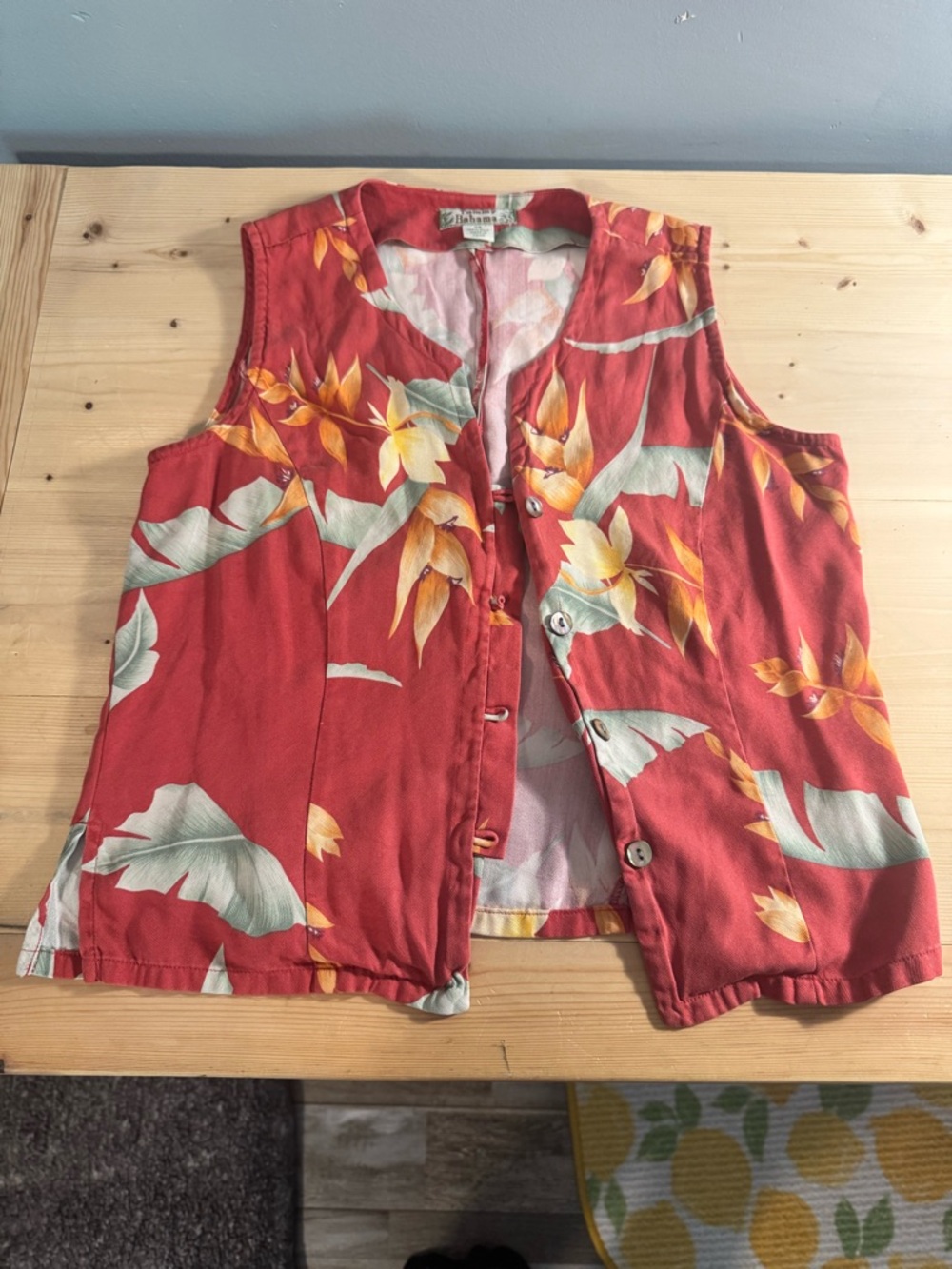 100% SILK TOMMY BAHAMA
